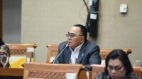 anggota_komisi_i_dpr_ri_ismail_thomas_840x576 (1)