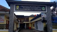 Ditanya Wartawan Soal Anggaran, Kades Haurpugur Diam Seribu Bahasa