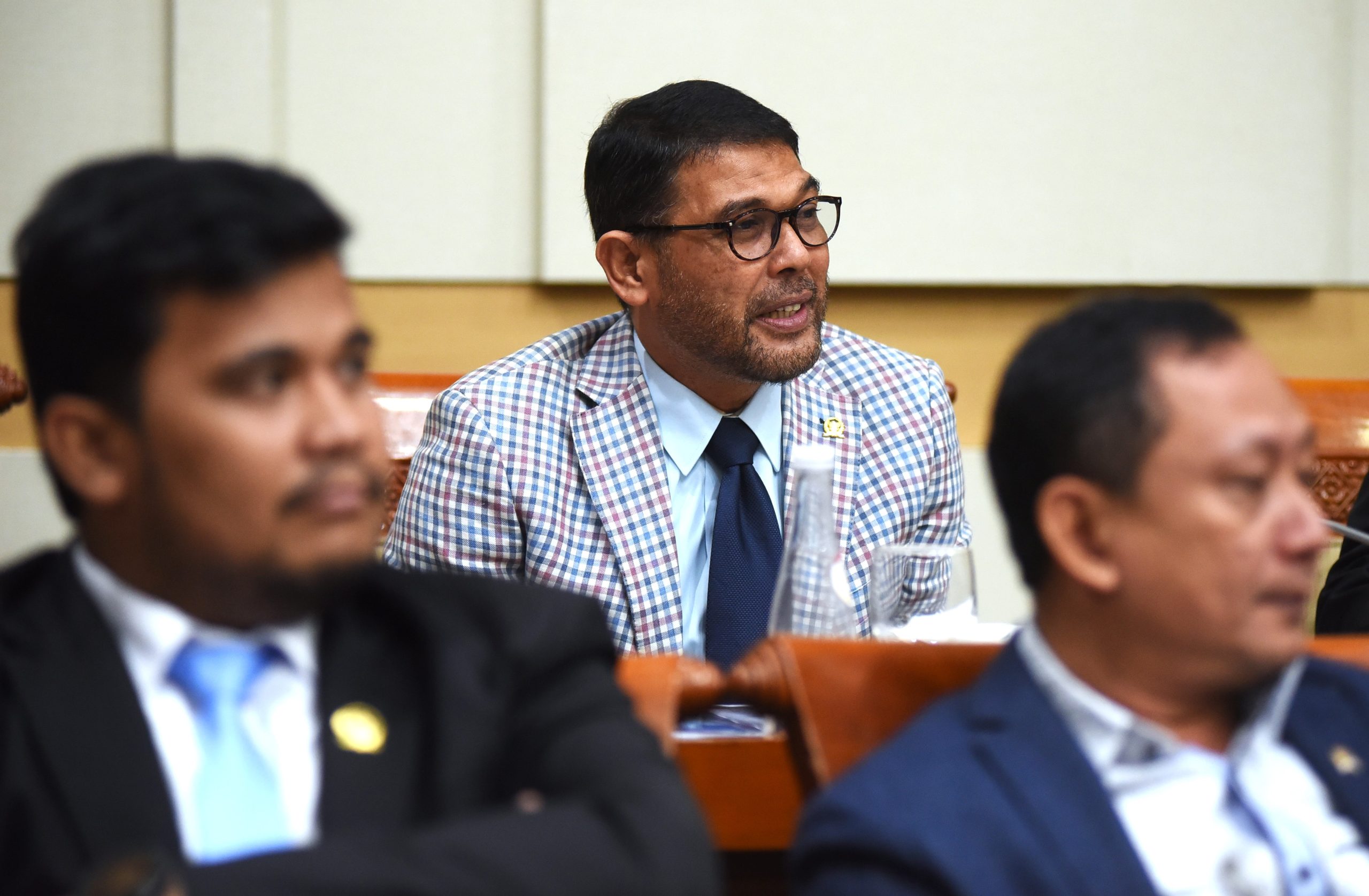 Anggota_Komisi_III_DPR_RI_Nasir_Djamil_dalam_Rapat_Kerja_Komisi_III_dengan_jajaran_Kapolri_dan_Kapol20241112081531