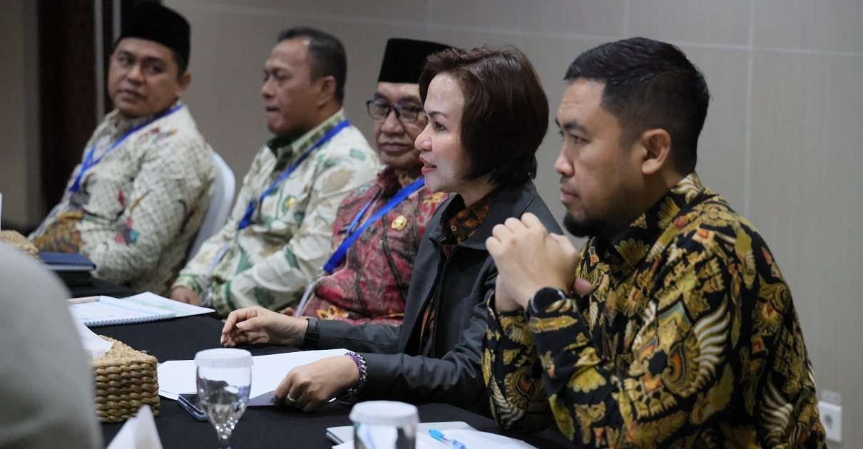 Foto-2_Rapat-Korsup-Pemkab-Pamekasan-image_large