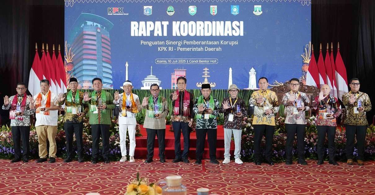 Sinergi-KPK---Pemda-Dorong-Penguatan-Tata-Kelola-Daerah-Demi-Efektivitas-Pelayanan-Publik-image_large