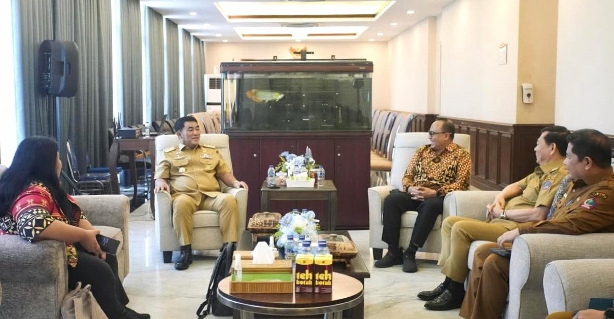 Perkuat-Akuntabilitas,-KPK-Tinjau-Langsung-Pembangunan-Daerah-Sulut-image_large