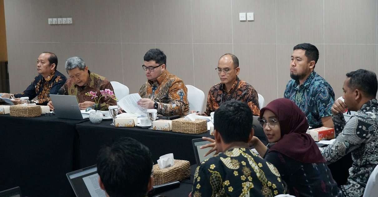 Lewat-Pengawasan-Terintegrasi,-KPK-dan-Pemkab-Kediri-Optimalkan-Pengendalian-Anggaran-Rp124,5-Miliar-image_large